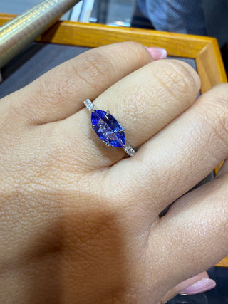 ANILLO 31- TANZANITA - 18K - Talla 7
