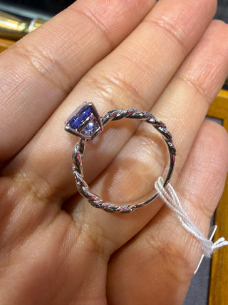 ANILLO 32- TANZANITA - 18K - Talla 7