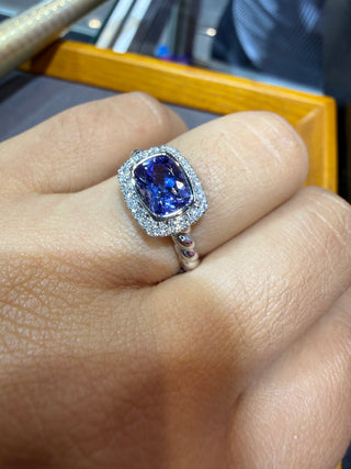 ANILLO 30- TANZANITA - 18K - Talla 7