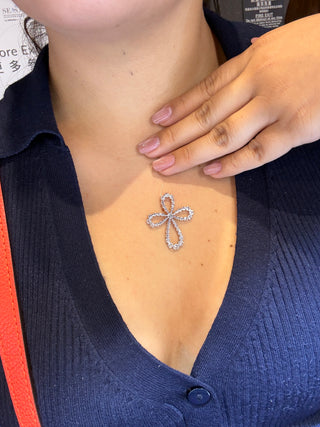 DIJE CRUZ CURVA- LAB - 14K